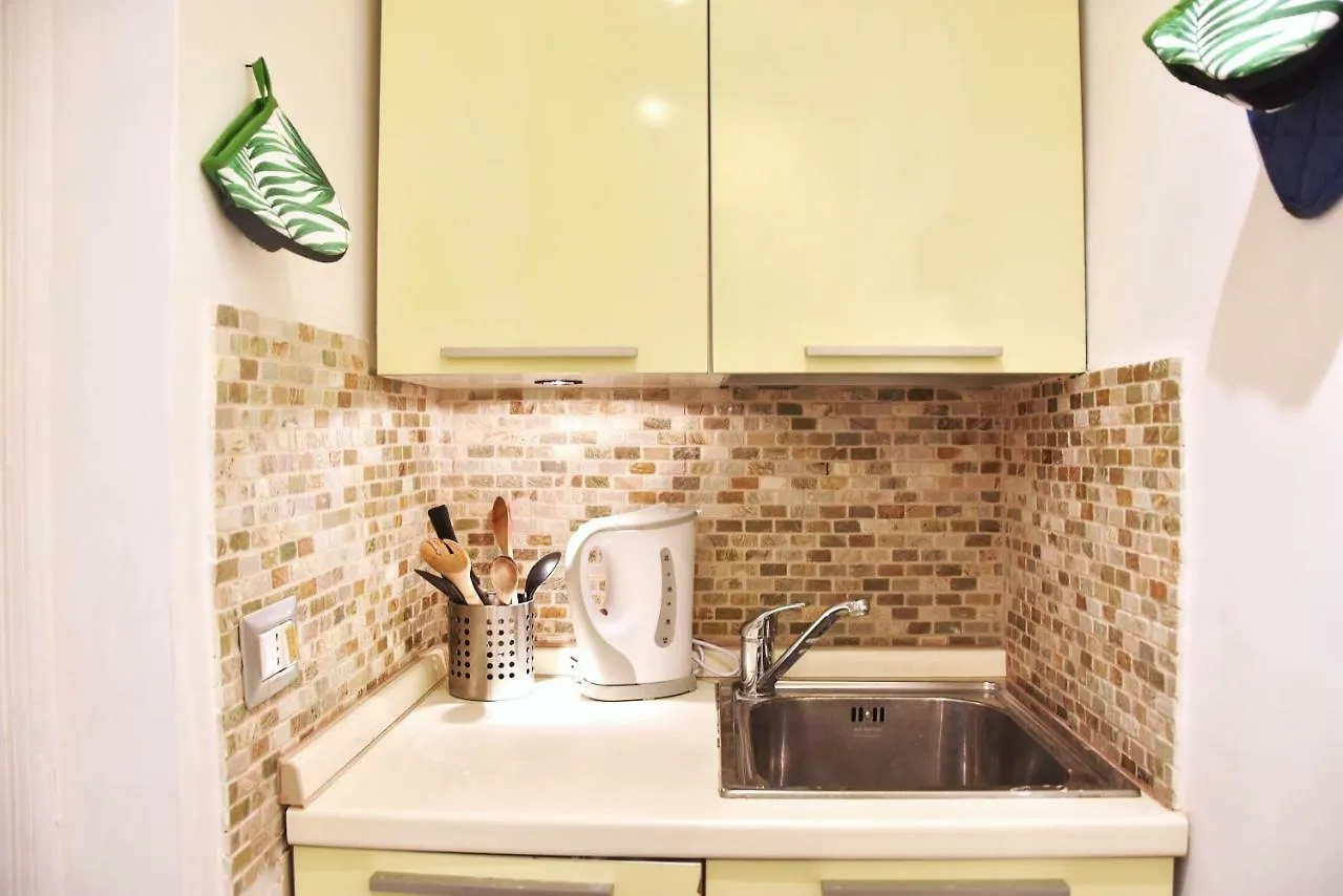 Studio Via Dell'Archetto Apartment Rome Italy