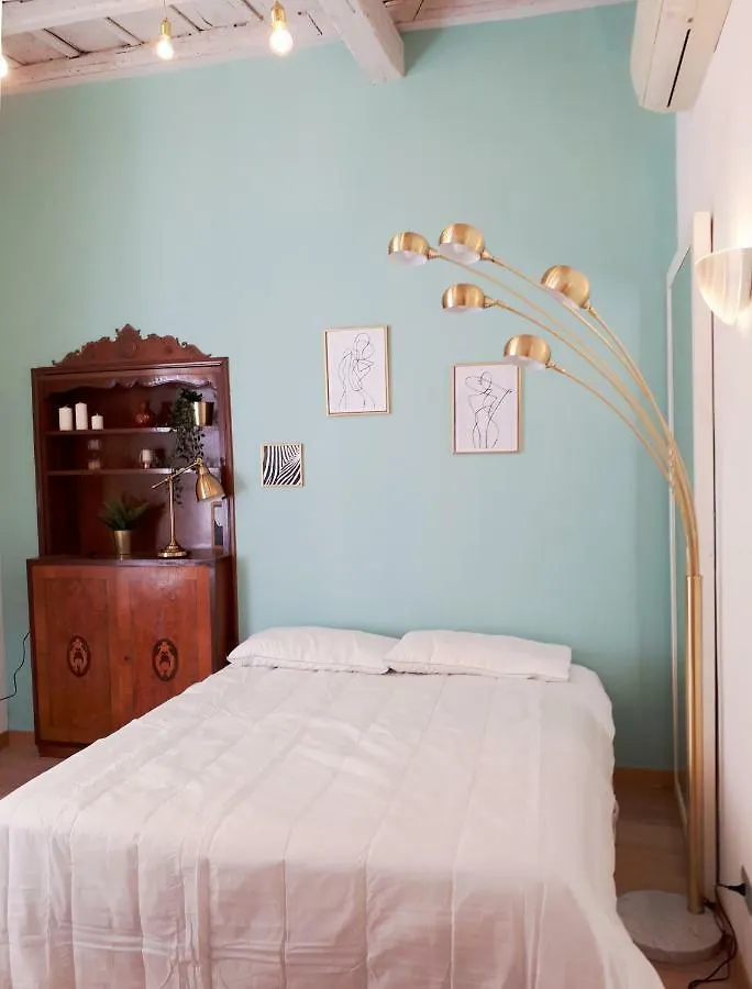 Ferienwohnung Studio Via Dell'Archetto Rom