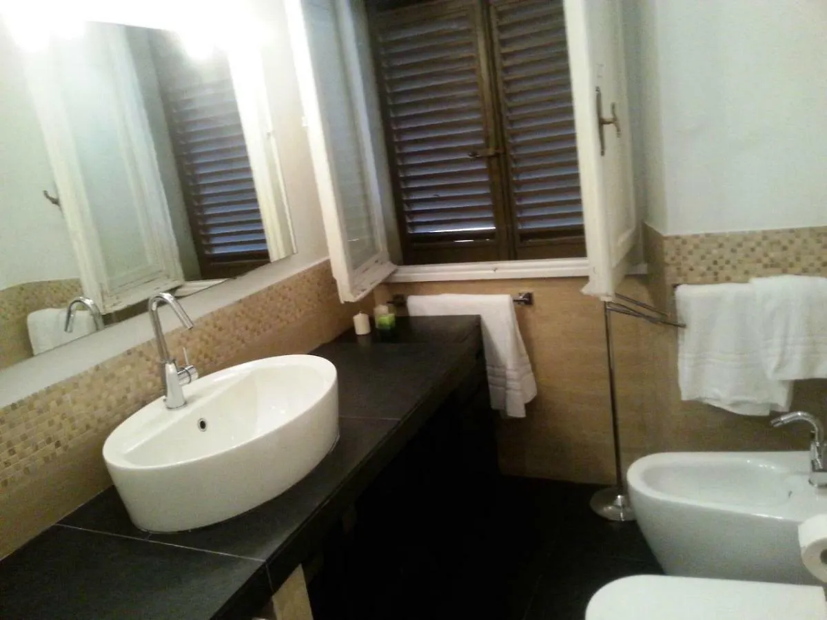 Ferienwohnung Studio Via Dell'Archetto Rom Italien