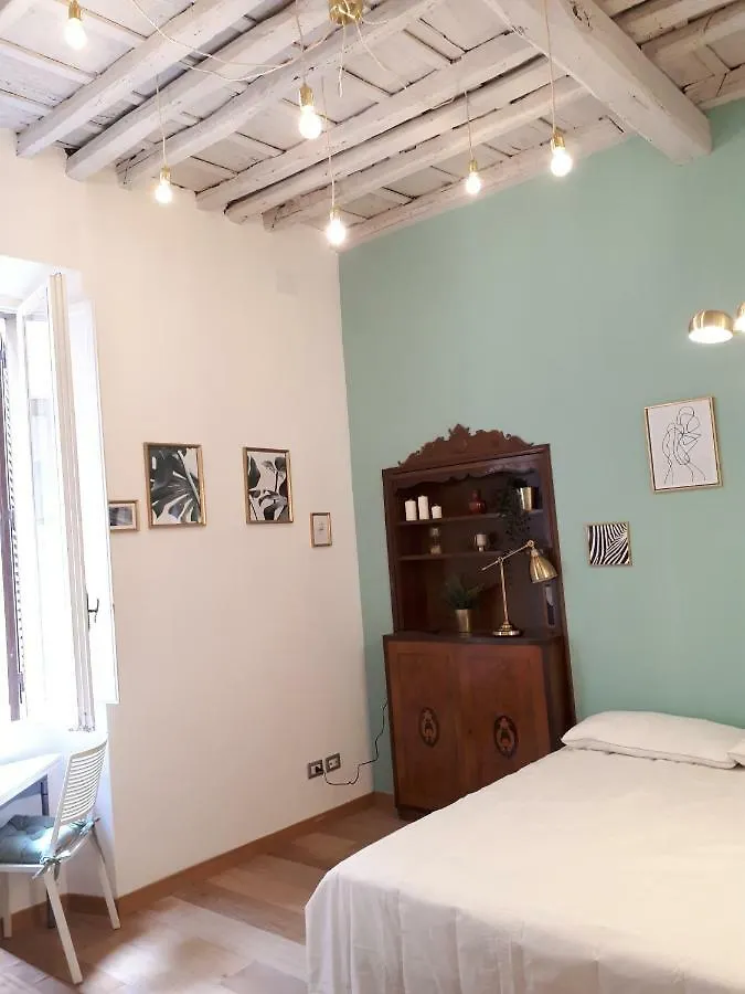 Ferienwohnung Studio Via Dell'Archetto Rom